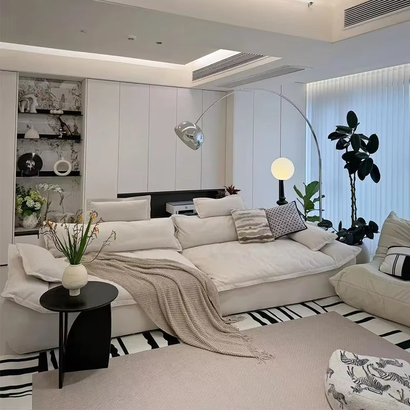 Canapé blanc style nordique moderne pour salon, assise confortable