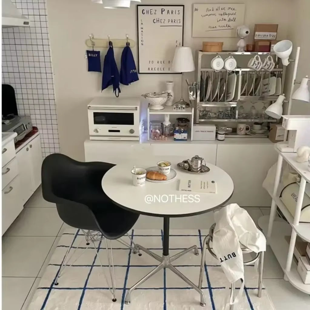 Table ronde extérieure petite, blanche, pour entrée, café et cuisine mobile