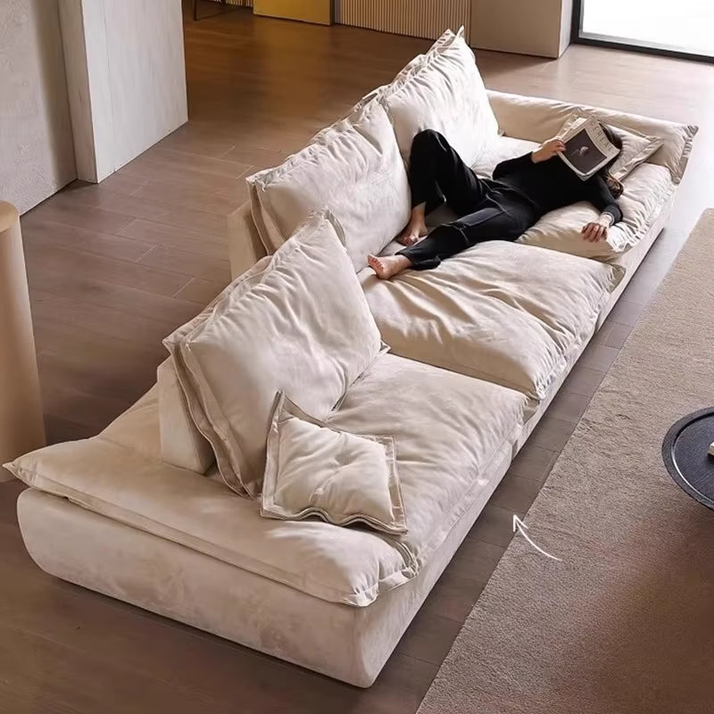Canapé blanc style nordique moderne pour salon, assise confortable